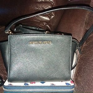 Michael kors mini crossbody purse